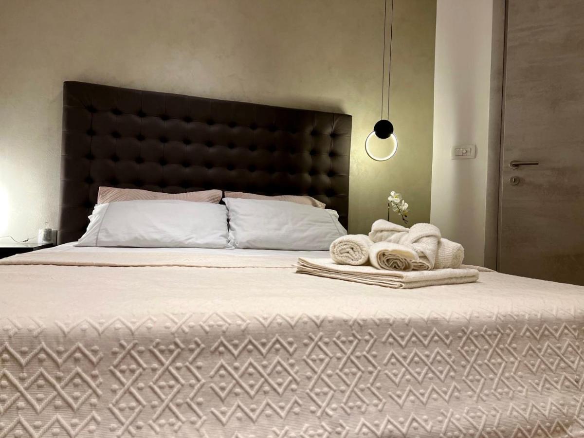 Maria'S Elite Luxury Apartment สโกเปีย ภายนอก รูปภาพ