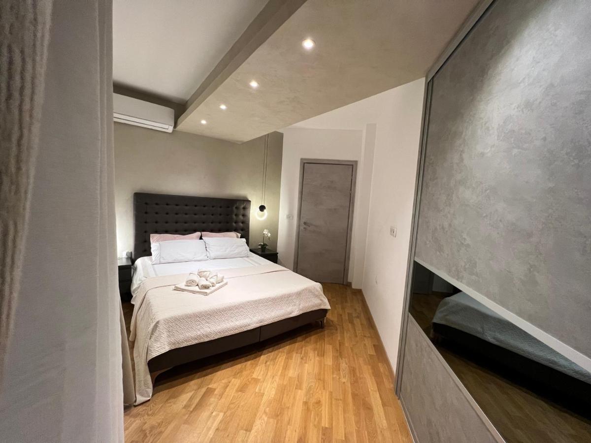 Maria'S Elite Luxury Apartment สโกเปีย ภายนอก รูปภาพ