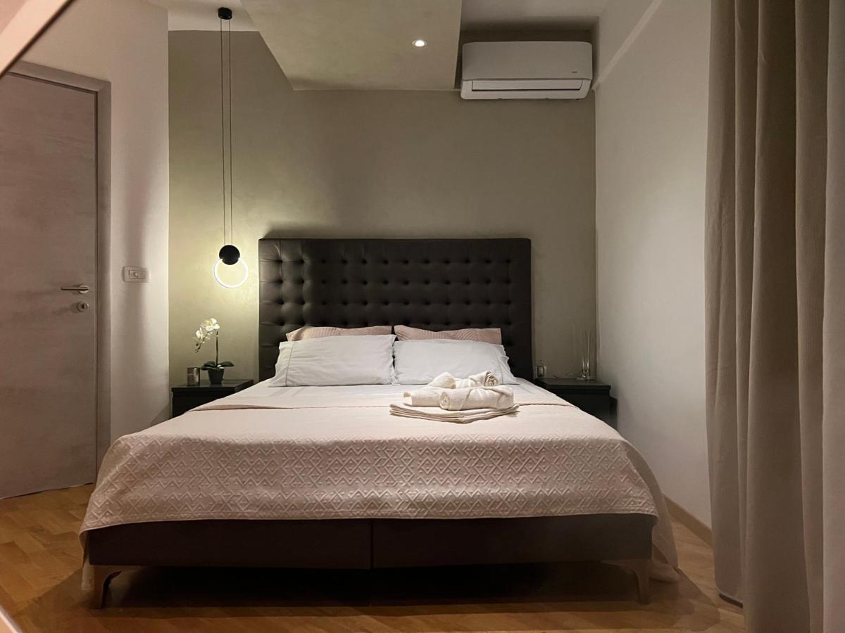 Maria'S Elite Luxury Apartment สโกเปีย ภายนอก รูปภาพ